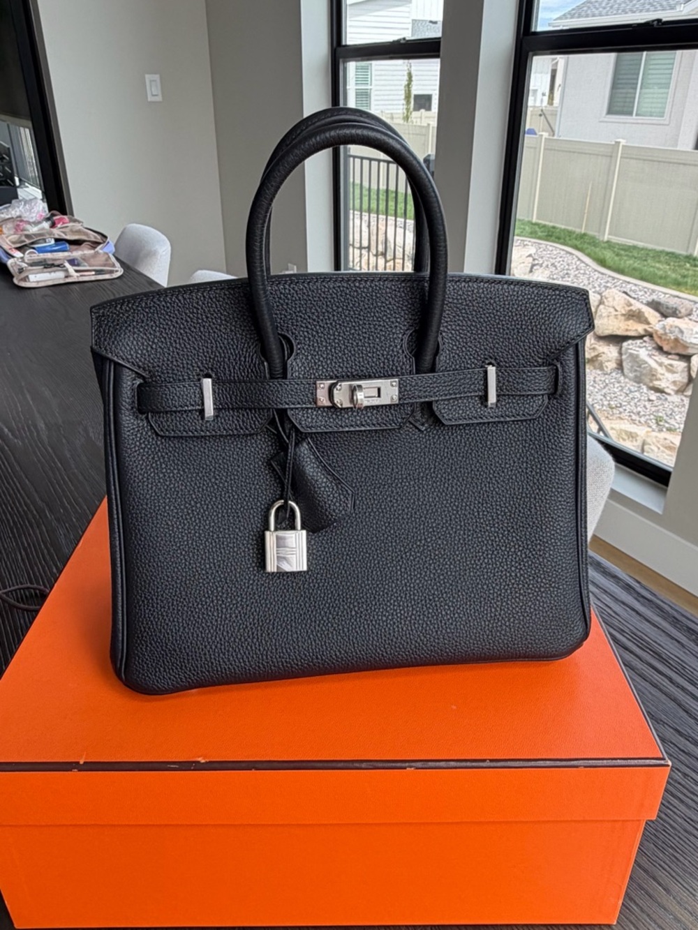 Authentic black Hermes Birkin 25 Togo with Palladium hardware- Q square stamp